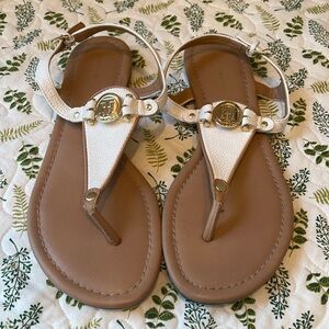 Tommy Hilfiger womens white leather sandals Sz 9